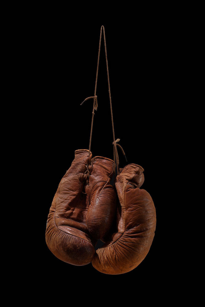 Hanging up the Gloves - Bronze, 2017. Juan Leyva
